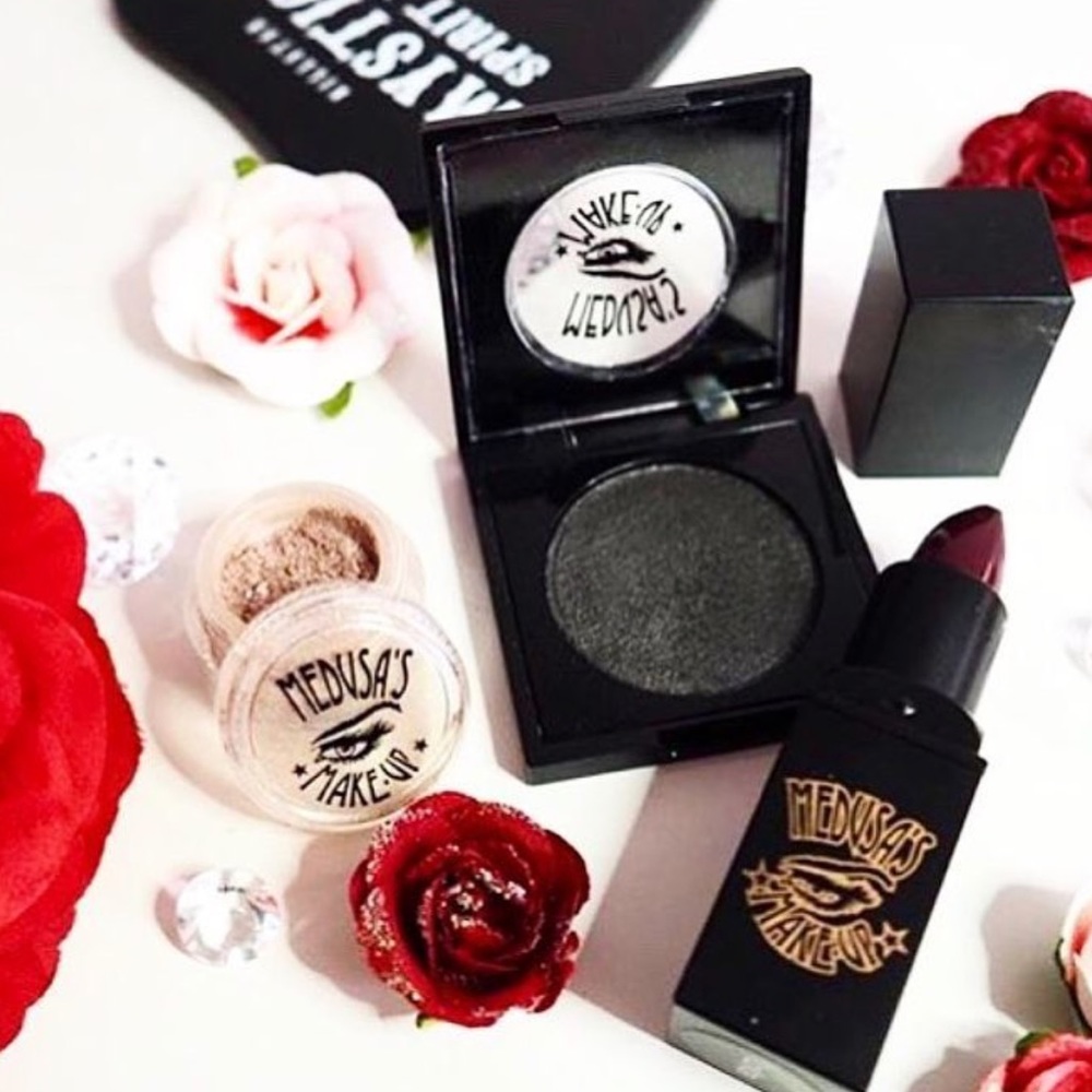 LOLITA Medusa Makeup Lipstick NWT - Picture 4 of 8